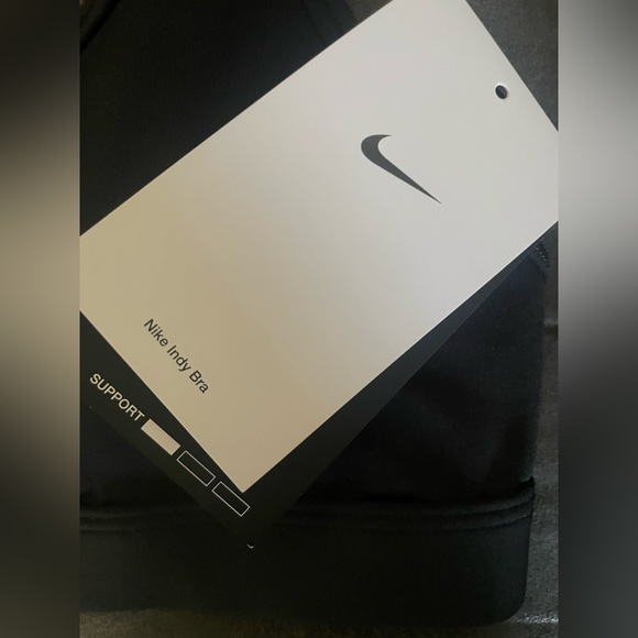 Nike Indy Sports Bra - Picture 3 of 5